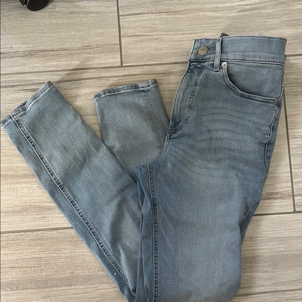 Women's Light Blue Jeans